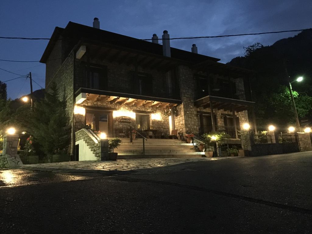 Asimina Guesthouse, Eptalofos Parnassos Exterior foto